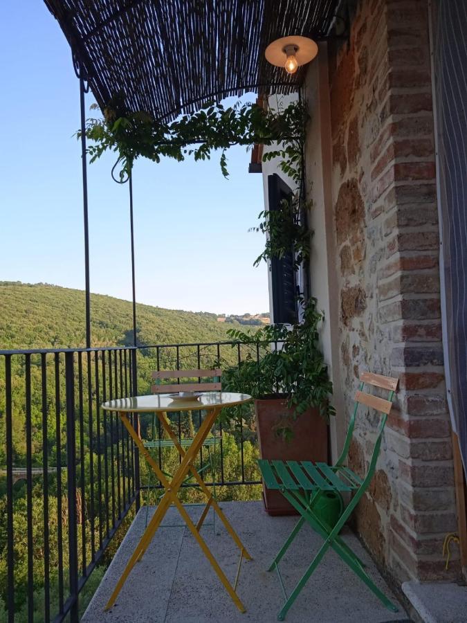 Casa Vacanze "Nonna Vela" Petroio Exteriér fotografie